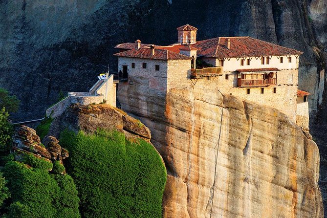 2-Day Tour to Delphi & Meteora with Guide and Tickets From Athens - An Evening in Kalambaka