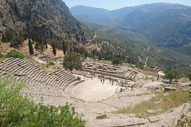 2-Day Trip to Delphi from Athens - Delphi Archaeological Museum, one hour indoors
