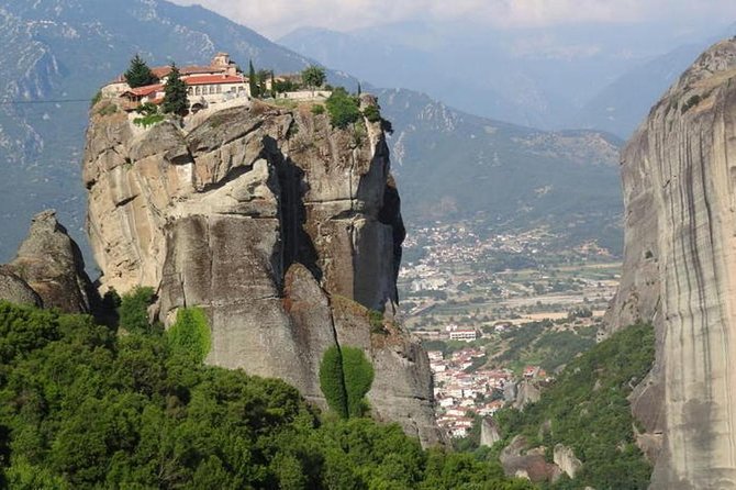4-Day Classical Greece Tour: Epidaurus, Mycenae, Olympia, Delphi, Meteora - Hotels, meals, and the 4-star question