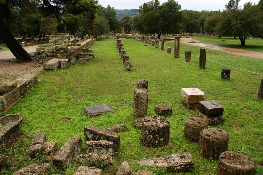 4-Day Tour of Mycenae, Epidaurus, Olympia, Delphi & Meteora - Key things to know before booking