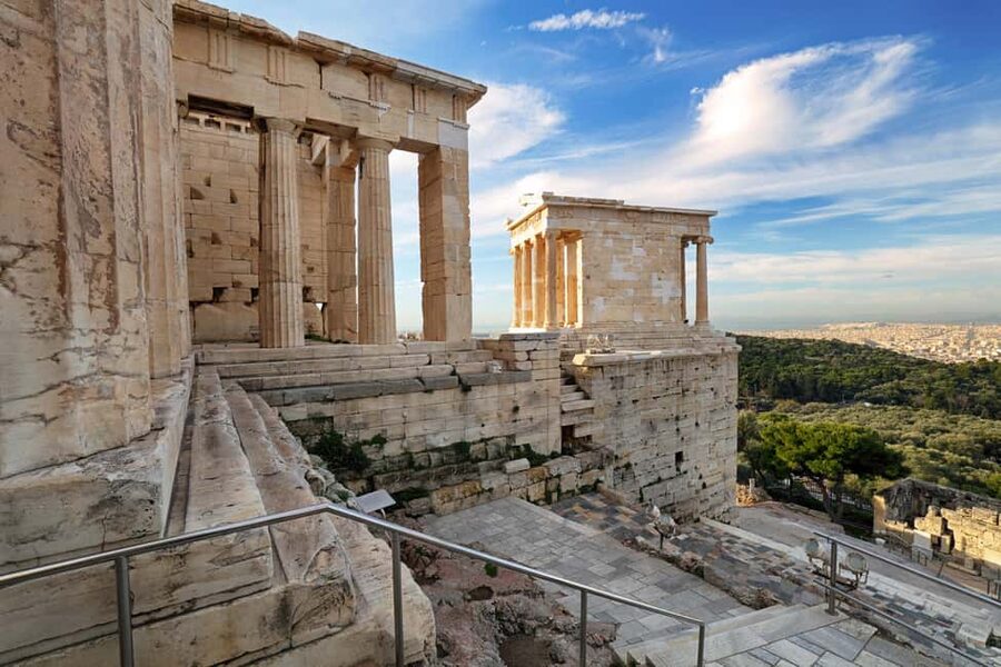Acropolis: 3D representations & audiovisual self-guided tour - What this Acropolis app actually adds