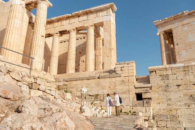 Acropolis and Acropolis Museum Private Tour with Licensed Expert - Choosing the right tour version