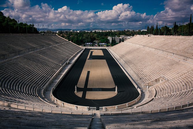 Acropolis Walking Tour with Professional Guide & Transportation - Guide quality can make or break the morning