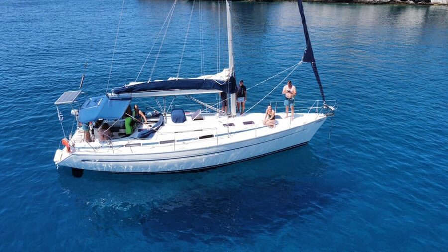 Agia Galini: South Crete Sailing Trip with Optional Lunch - Choosing a quiet cove along South Crete