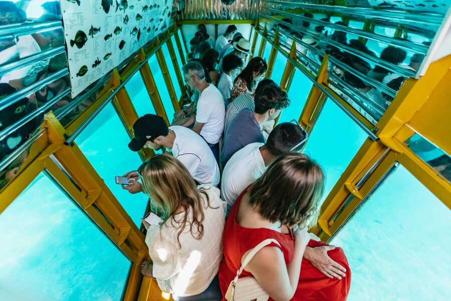 Agios Nikolaos: Semi-Submarine Cruise - Meeting the boat at Agios Nikolaos Port