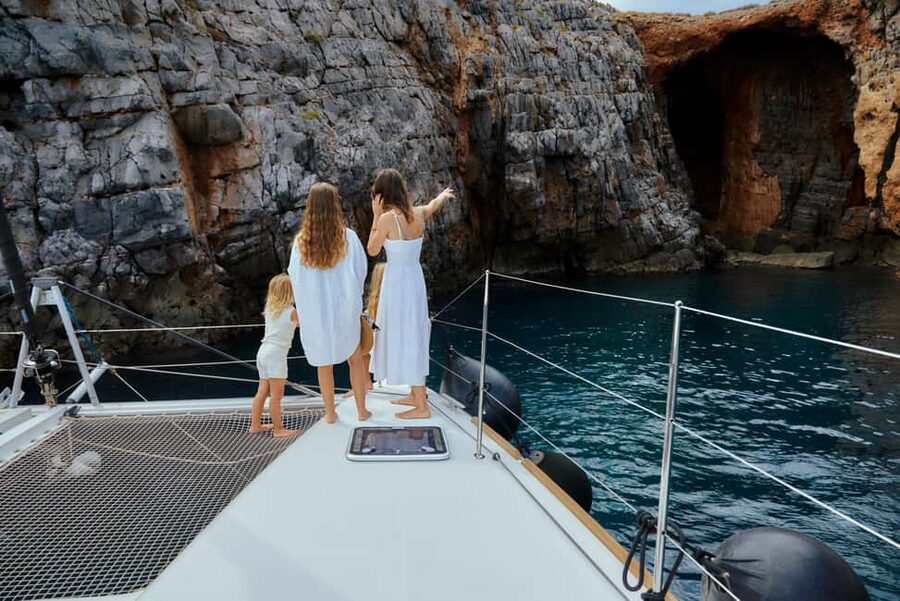 Agios Nikolaos: Spinalonga PM Catamaran Cruise with Dinner - The first hour on the water