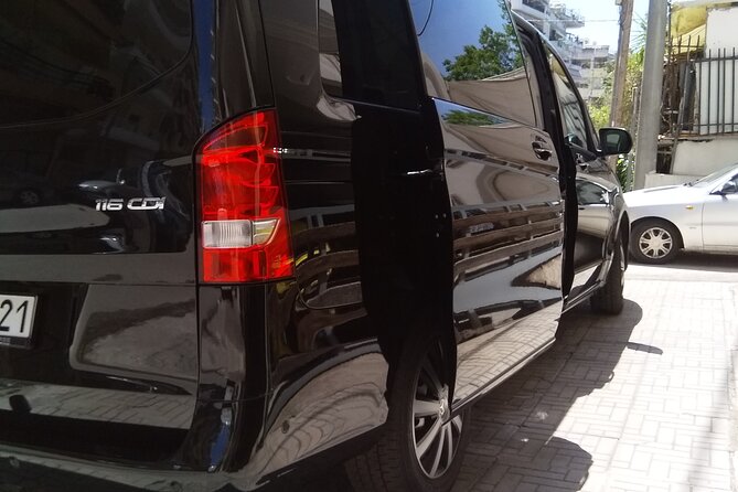 Airport Pickup Services - The driver can improve your first day