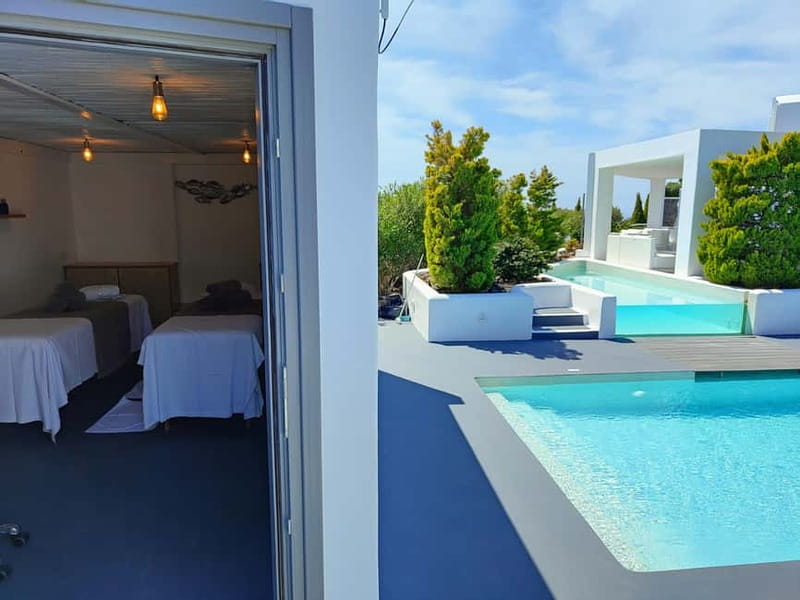 Akrotiri: Aromatherapy Couples Massage - Key points to know before booking