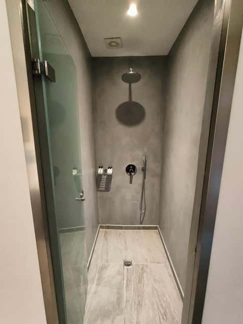 Akrotiri: Aromatherapy Couples Massage - What happens when you arrive at Presidential Suites