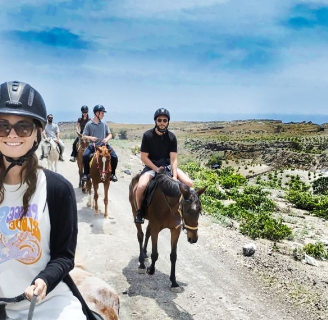 Akrotiri: Guided Horseback Riding Day Trip to a Beach - Reaching Vlychada Beach on horseback