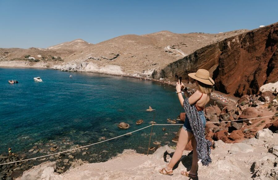 Archaeological Bus Tour To Akrotiri Excavations & Red Beach - Should you book this Santorini day tour?
