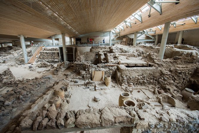 Archaeological Bus Tour To Akrotiri Excavations & Red Beach - The guides and driving make a real difference