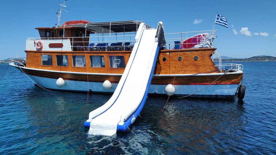 Argostoli: Full-Day Boat Cruise with Lunch - Lunch at Vardiani, the Rabbit Island