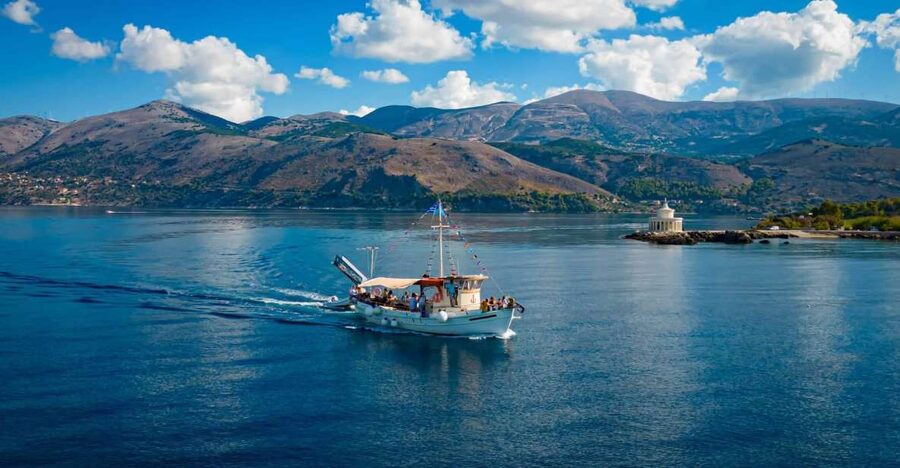 Argostoli: Full-Day Traditional Boat Cruise with Lunch - Should you book the Argostoli boat cruise?