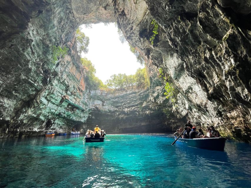 Argostoli: Melissani Lake, Drogarati Cave, and Myrtos Beach - Five things to know before you book
