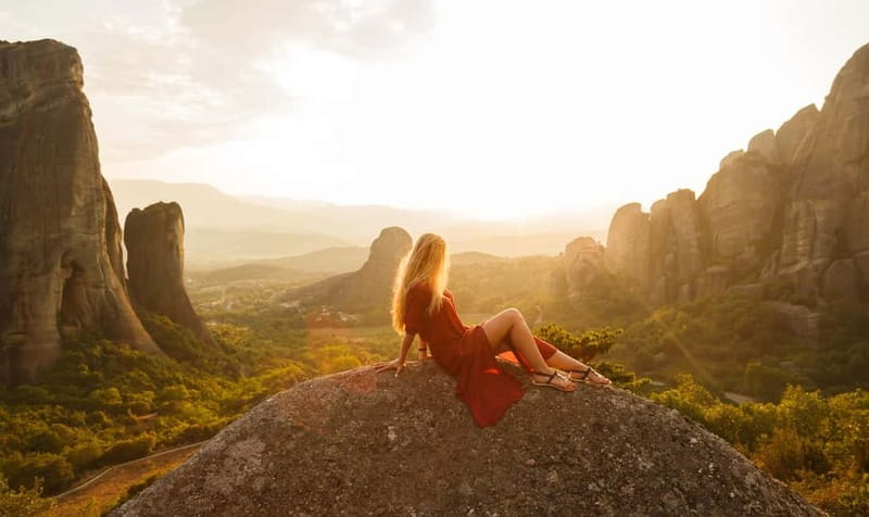 Athens: 2-Day Meteora Tour with Local Guides and Hotel Stay - Timing, waiting, and the less polished edges