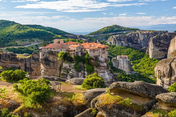 Athens: 2-Day Trip to Meteora with Guided Tours and Hotel - The wait before returning to Athens