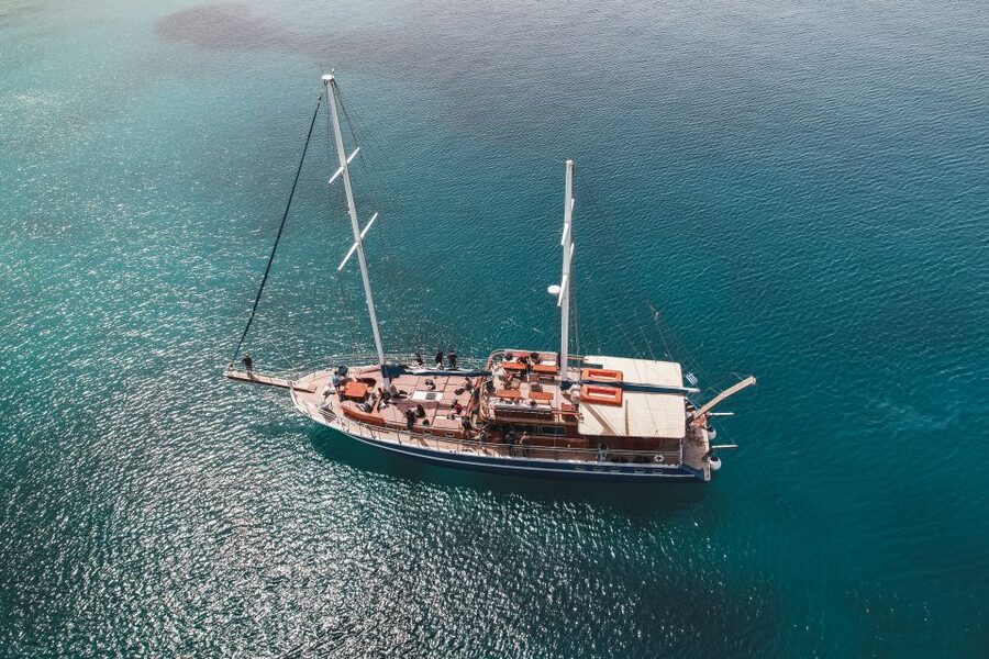 Athens: 3-Hour Sunset Cruise with Swim Stop, Snacks & Drinks - From Central Athens to Marina Zea