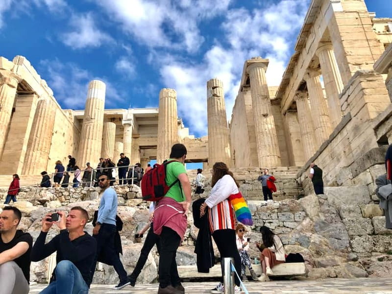 Athens: Acropolis Guided Tour in Spanish-Option Tickets - Passing through the Propylaea