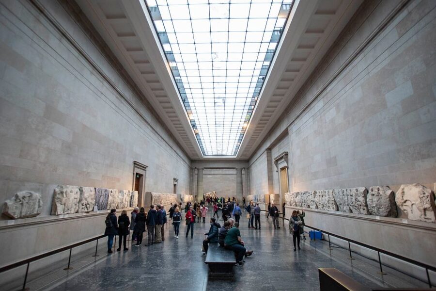Athens: Acropolis Museum Ticket with optional Audio Guide - The ground-level finds and ancient Athenian life