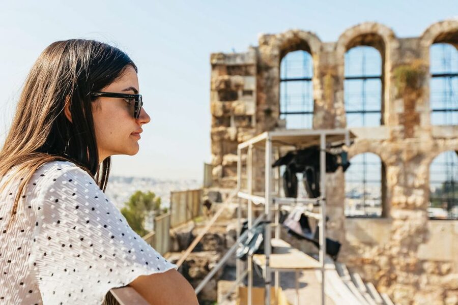 Athens: Acropolis Ticket with Optional Audio or Live Guide - Choosing a live guide instead