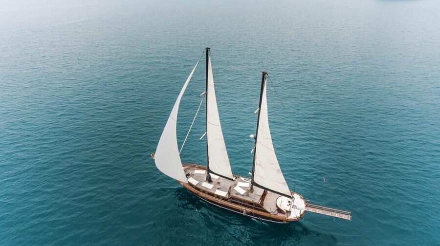 Athens: Agistri, Metopi & Aegina Cruise with Meals & Drinks - Welcome Coffee, Snacks, and Saronic Gulf Sailing