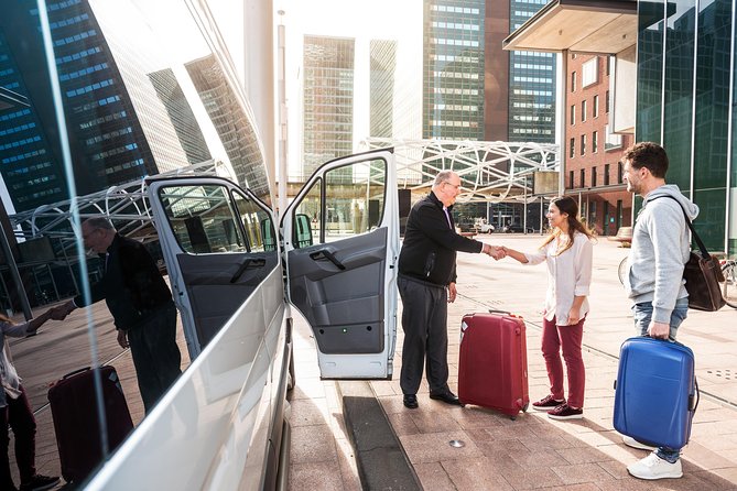 Athens Airport Arrival Transfer to Hotels or Addresses in Athens - Leaving Athens Airport without the taxi line