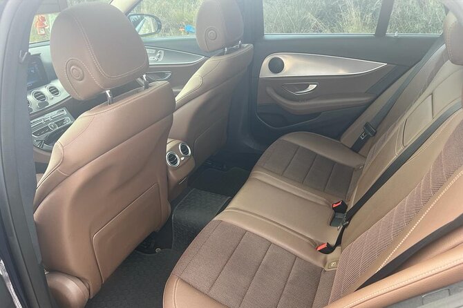 Athens Airport to Athens Center Private Arrival Transfer - The 45-minute ride into central Athens