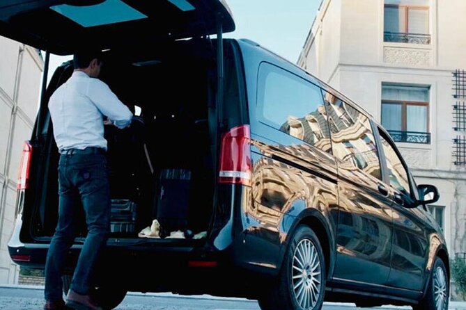 Athens Airport to Athens Hotels Private Arrival Transfer - Who benefits most from this private arrival ride