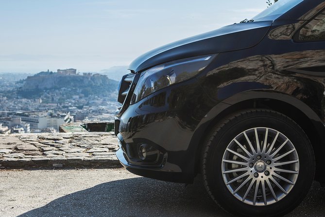 Athens airport to Piraeus port/ hotels Private transfer - Going straight to the cruise or ferry port