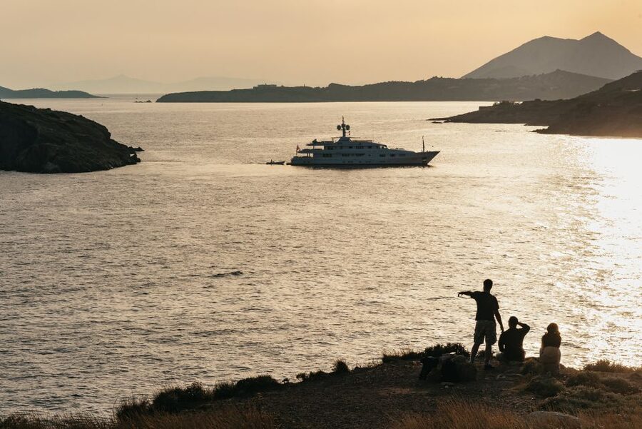 Athens: Cape Sounion & Poseidon Temple Sunset Half-Day Trip - What the guides add to the ride