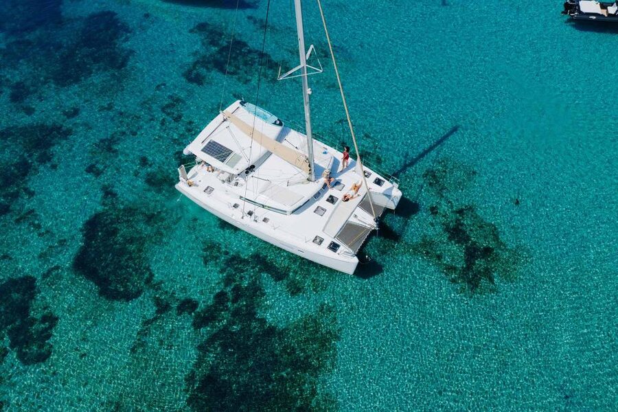 Athens: Catamaran Cruise with Fresh Lunch and Wine - Key things to know before you book