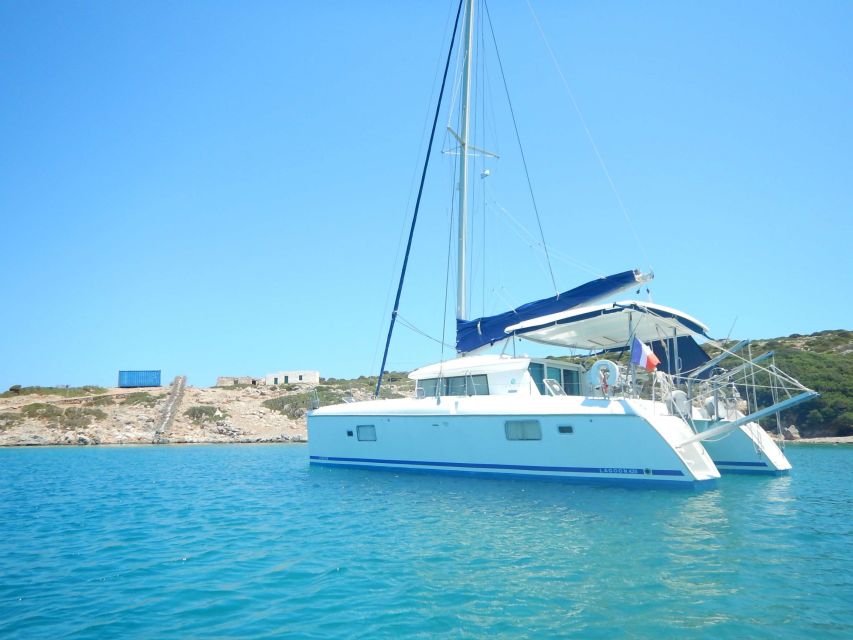 Athens: Catamaran Cruise with Fresh Lunch and Wine - Vouliagmeni Bay brings a second chance to swim