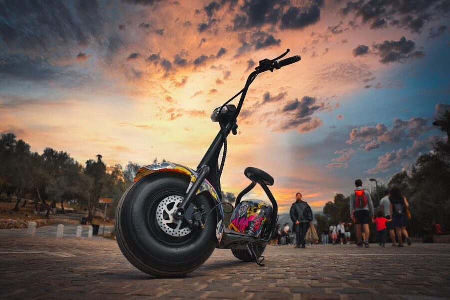 Athens: City Highlights Guided E-Scooter Tour - Why an e-scooter works well in central Athens