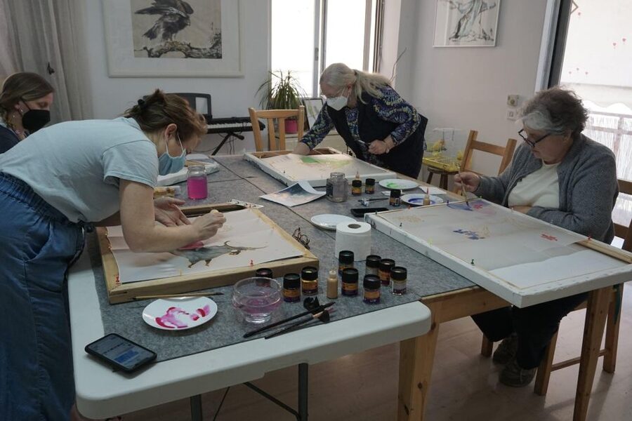 Athens: Create your own Greek Silk Scarf Souvenirs - Is $88 a fair price for two hours?