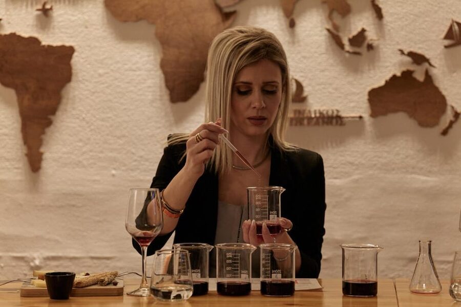 Athens: Create Your Own Wine-Workshop under the Acropolis - Five things that make this workshop worth your time