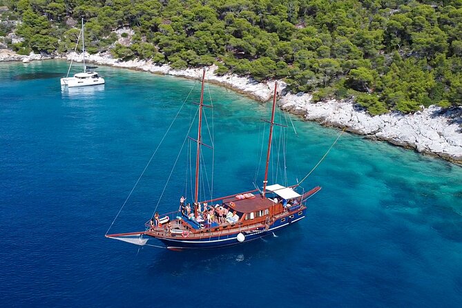 Athens Day Cruise: 3 Islands Tour in the Saronic Gulf with Lunch - The long return to Athens
