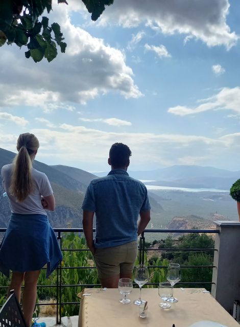Athens: Delphi, Corycian Cave, and 300 Battlefield Day Trip - Who should book this Delphi day trip?
