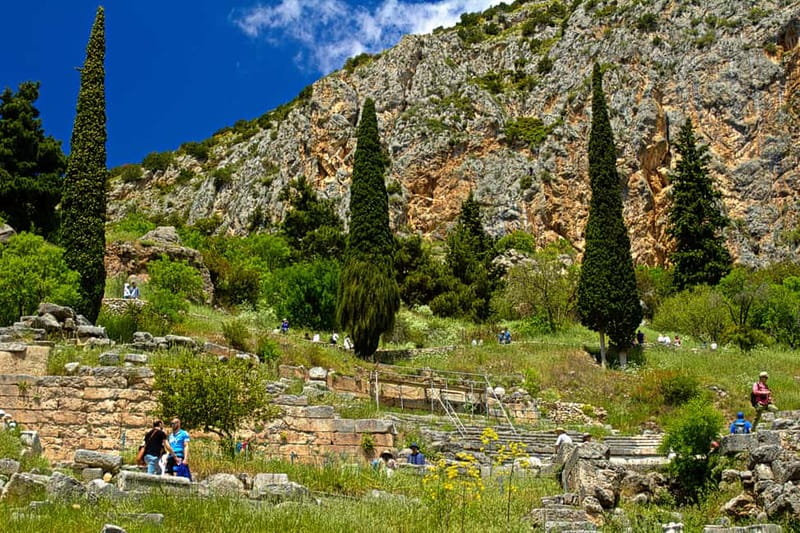 Athens: Delphi Day Tour with Museum & Arachova Village Visit - Who should book this Delphi excursion?