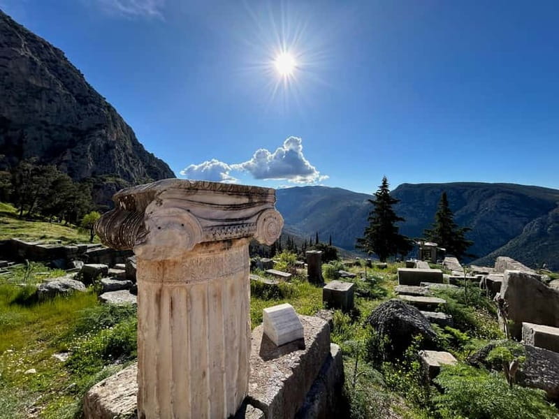 Athens: Delphi Day Tour with Museum & Arachova Village Visit - What the Delphi Archaeological Museum adds