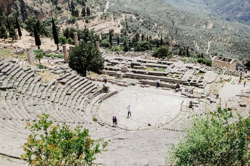 Athens: Delphi Day Tour with Museum & Arachova Village Visit - The guide and driver make the difference