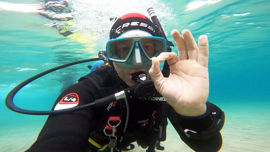 Athens East Coast: Discover Scuba Diving in Nea Makri - The 30 to 40 minute underwater visit