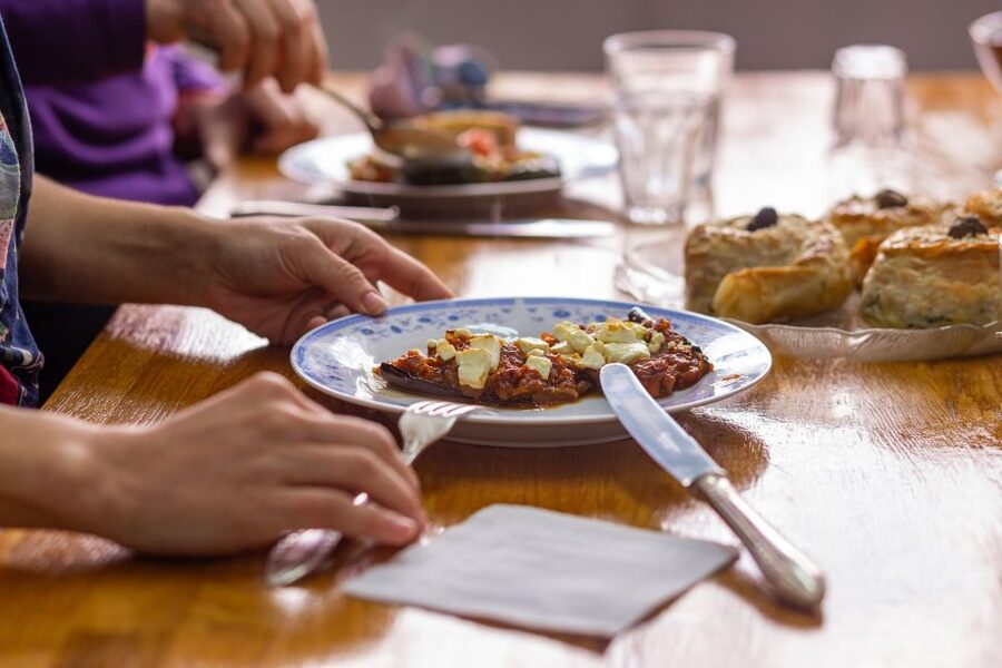 Athens: Food Market Visit and Cooking Class with Wine - Learning Greek cooking through family habits