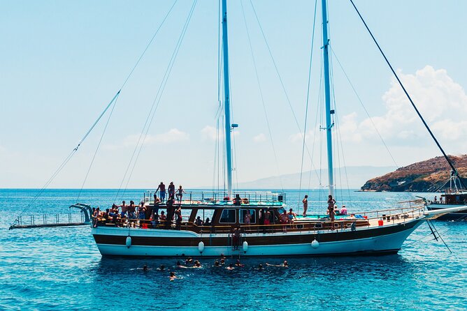 Athens: Full-Day Island Hopping Cruise with Lunch and Swimming - Key things to know before you book