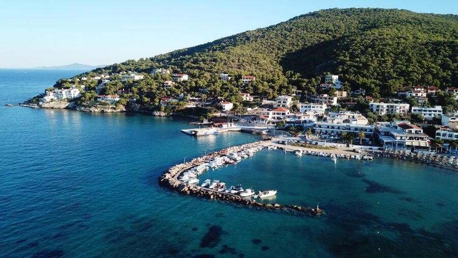 Athens: Full-Day Island Hopping Cruise with Lunch & Transfer - The best parts of the day at a glance