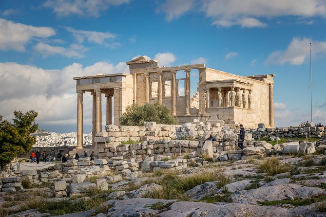 Athens Half-Day Sightseeing Tour with Tickets of Acropolis - Climbing into the Acropolis