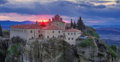 Meteora 2-Day Trip with Hotel, Sunset & Morning tour