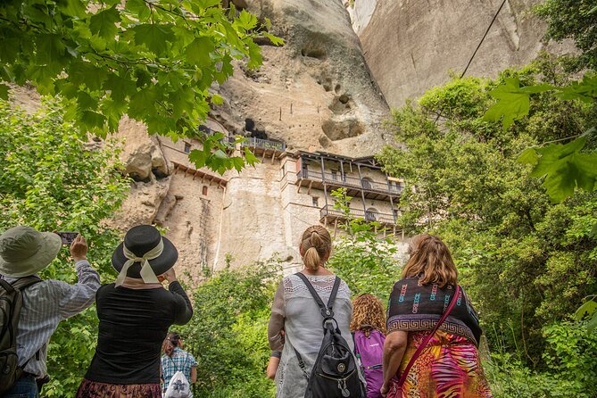 Athens: Meteora Monasteries, Caves & Coastal Stopovers with Lunch - Badovas caves: the quieter part of the visit
