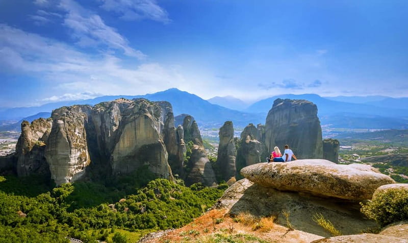 Athens: Meteora Tour with Local Guide and Greek Lunch - The Meteora details that matter most