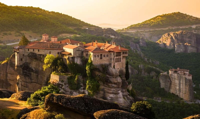 Athens: Meteora Tour with Local Guide and Greek Lunch - Viewpoints that make the bus ride worthwhile